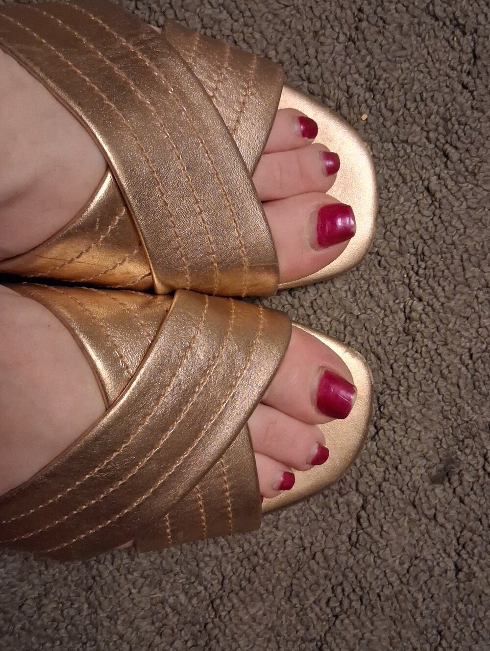 Steven By Steve Madden Rose Gold Metallic Sandal Slippers